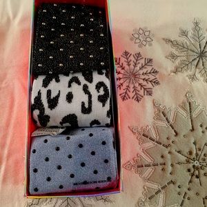 Victoria’s Secret Pink knee high socks